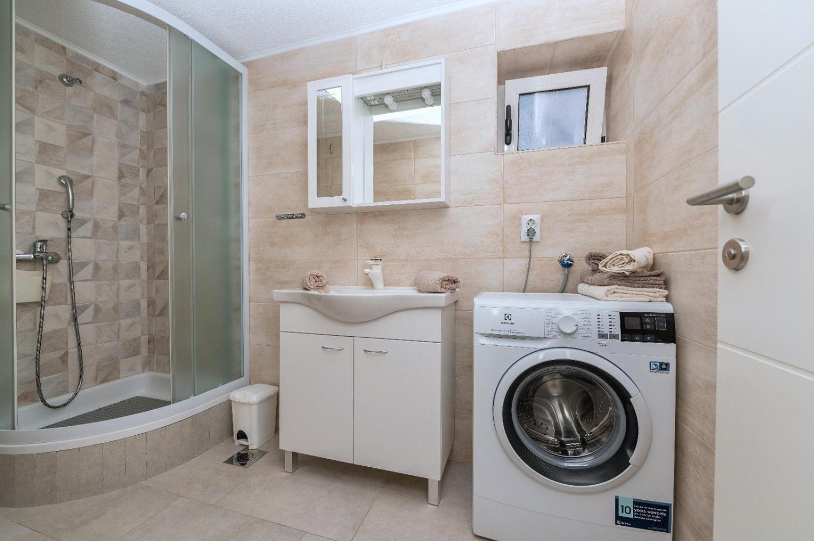 Apartman Pinto Makarska Zewnętrze zdjęcie