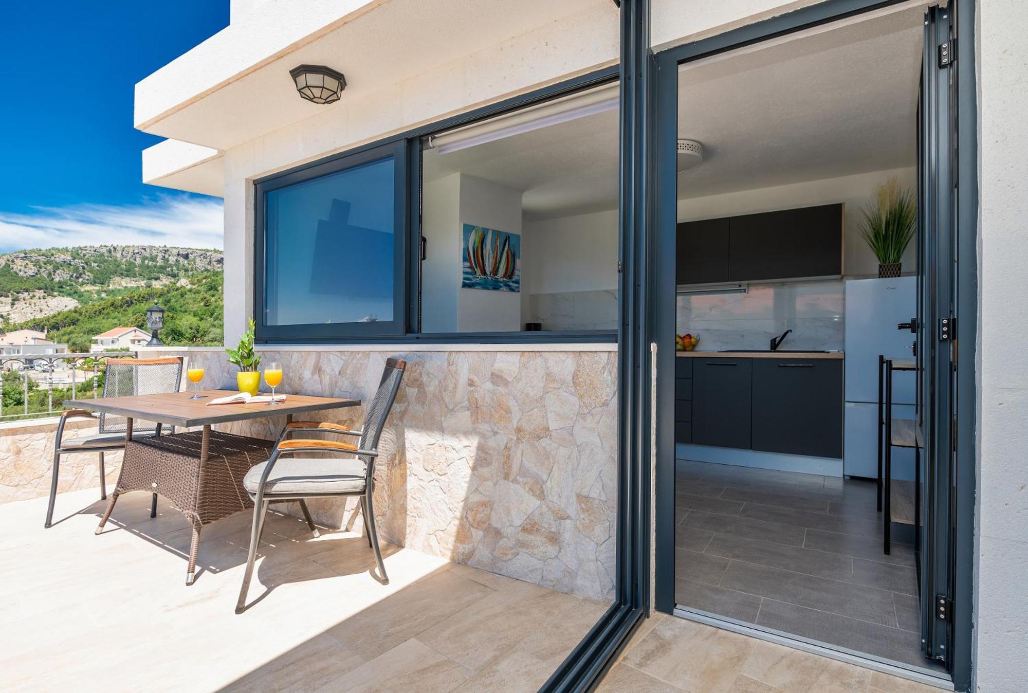 Apartman Pinto Makarska Zewnętrze zdjęcie